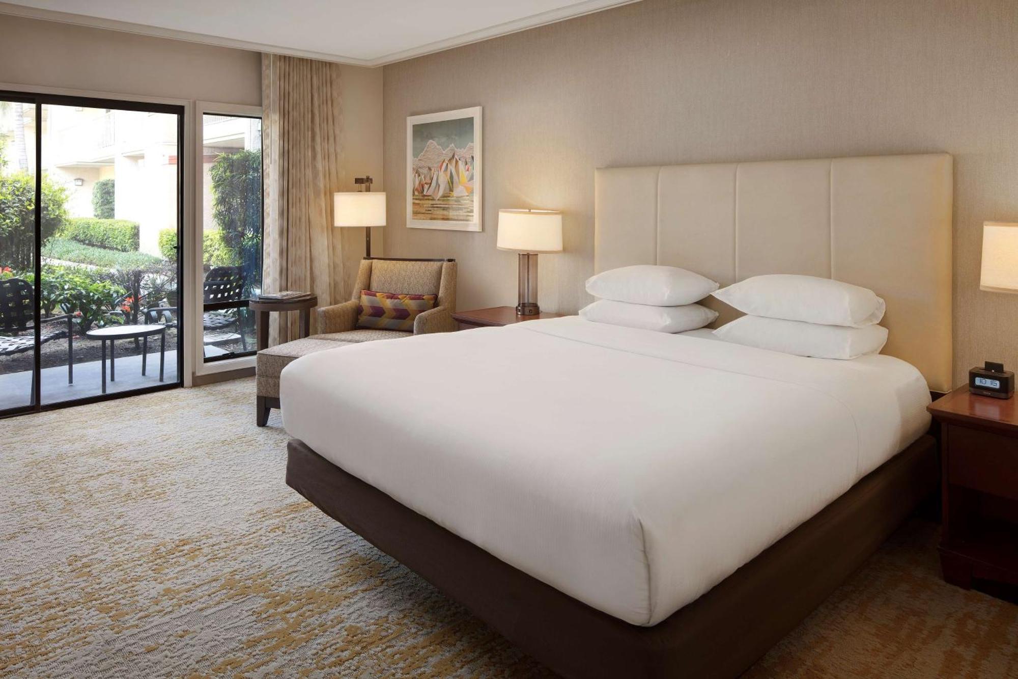 Doubletree By Hilton Ontario Airport Hotel Exterior foto