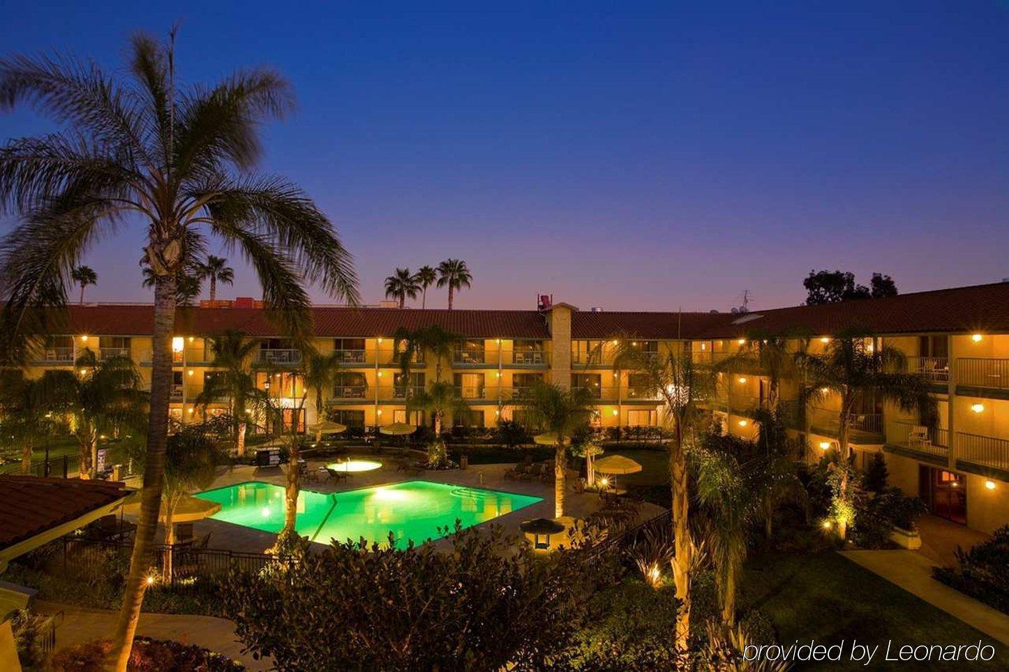 Doubletree By Hilton Ontario Airport Hotel Exterior foto